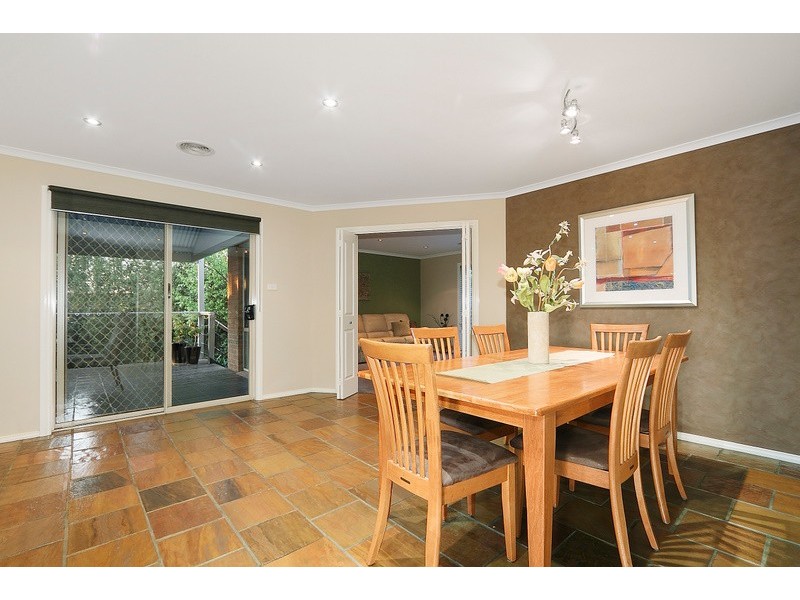 13 Timberside Drive, Beaconsfield VIC 3807