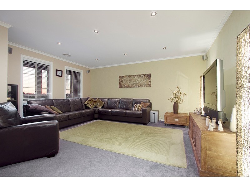 13 Timberside Drive, Beaconsfield VIC 3807