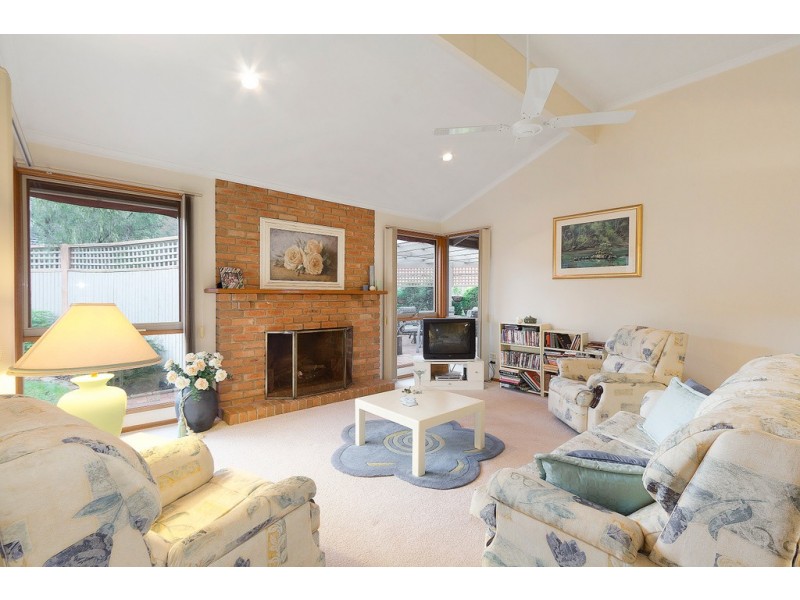 5 Confait Court, Berwick VIC 3806