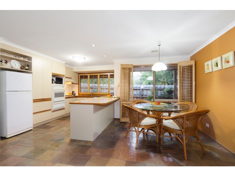 5 Confait Court, Berwick VIC 3806