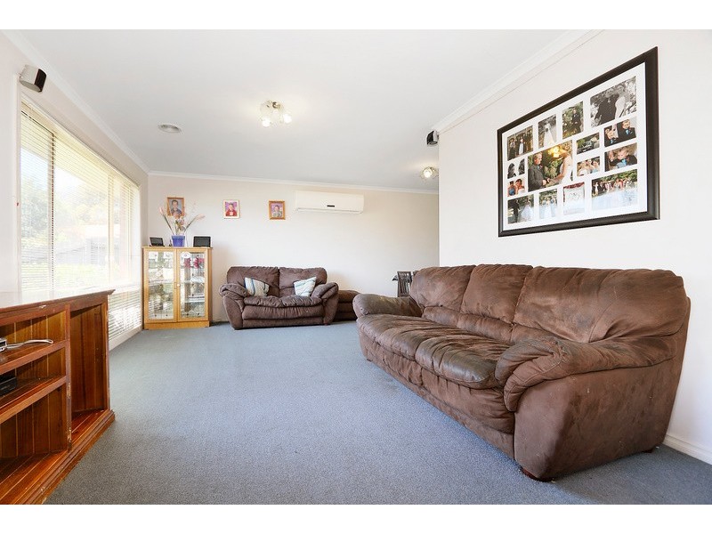 8 Balmaceda Court, Berwick VIC 3806