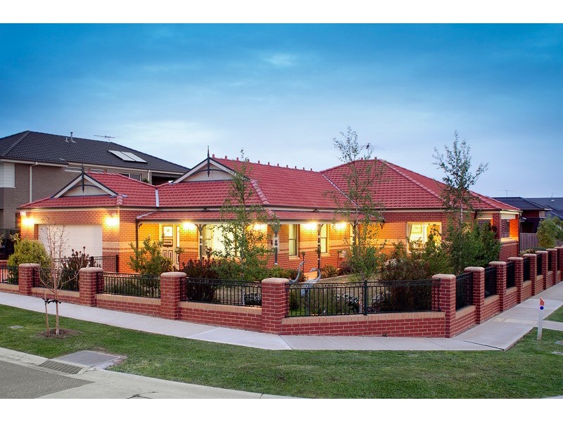 35 Premier Drive, Berwick VIC 3806