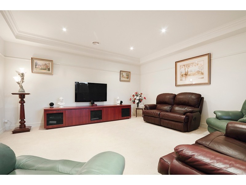 35 Premier Drive, Berwick VIC 3806