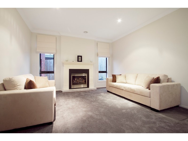 43 Montebello Boulevard, Narre Warren South VIC 3805