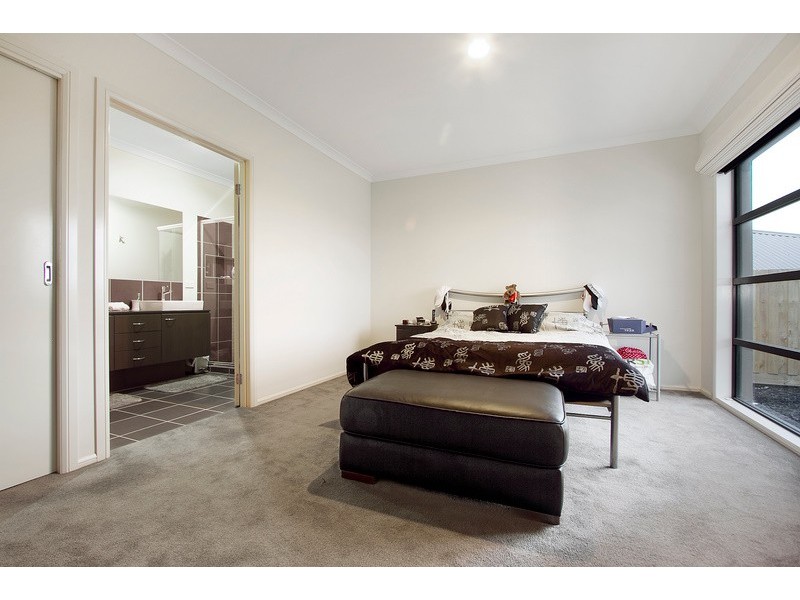 43 Montebello Boulevard, Narre Warren South VIC 3805