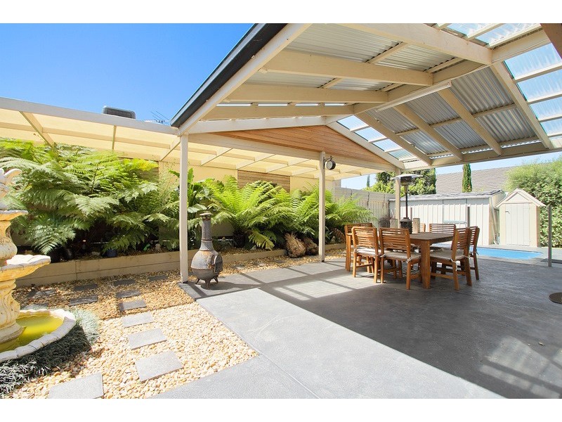 14 Canet Grove, Narre Warren South VIC 3805