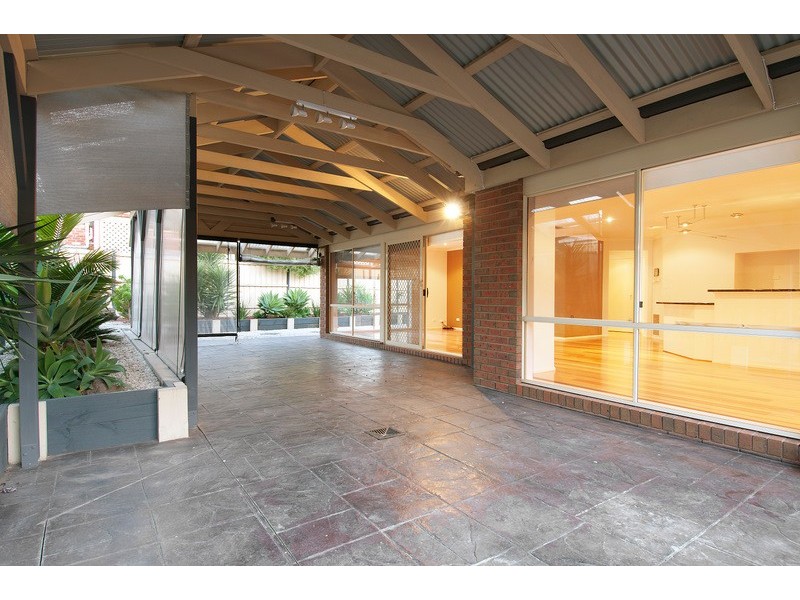 5  Buffalo Court, Berwick VIC 3806