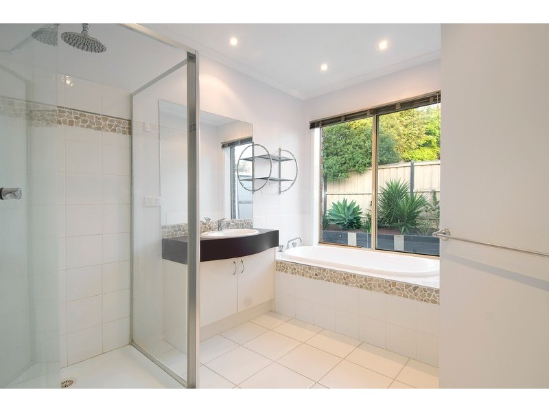 5  Buffalo Court, Berwick VIC 3806