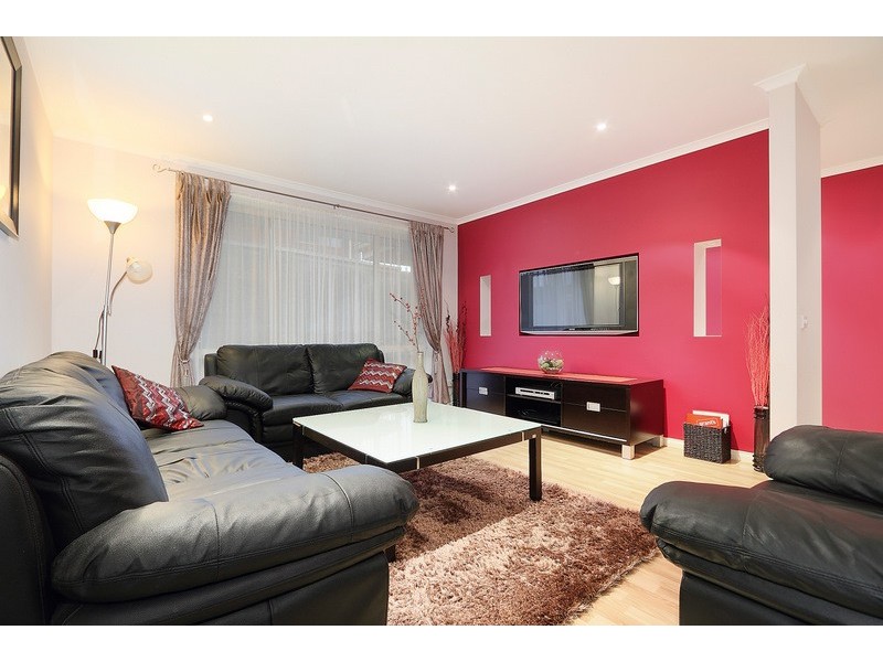 5/6-8 Strabane Way, Hampton Park VIC 3976