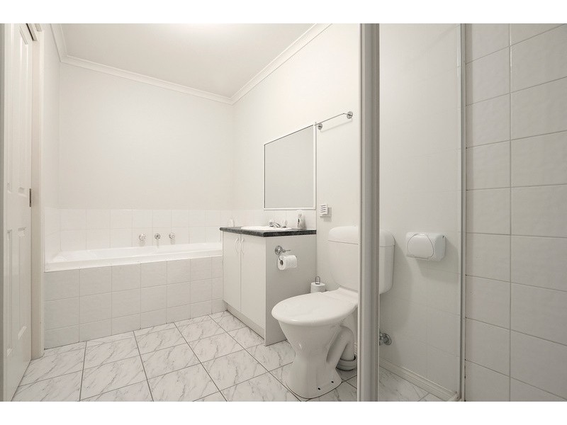 5/6-8 Strabane Way, Hampton Park VIC 3976