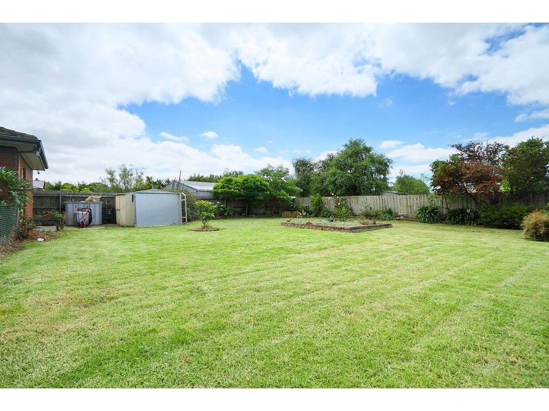 10 Fern Way, Narre Warren South VIC 3805