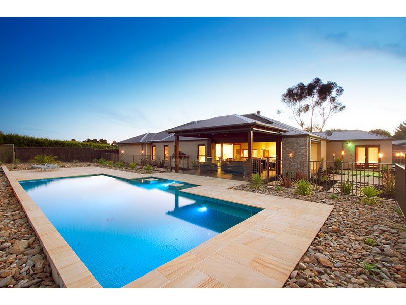 12 Market Lane, Narre Warren South VIC 3805