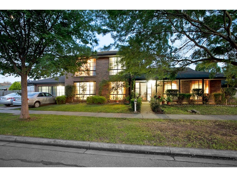 24 Homestead Road, Berwick VIC 3806