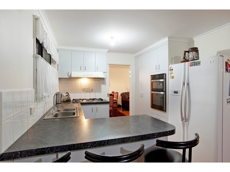 24 Homestead Road, Berwick VIC 3806