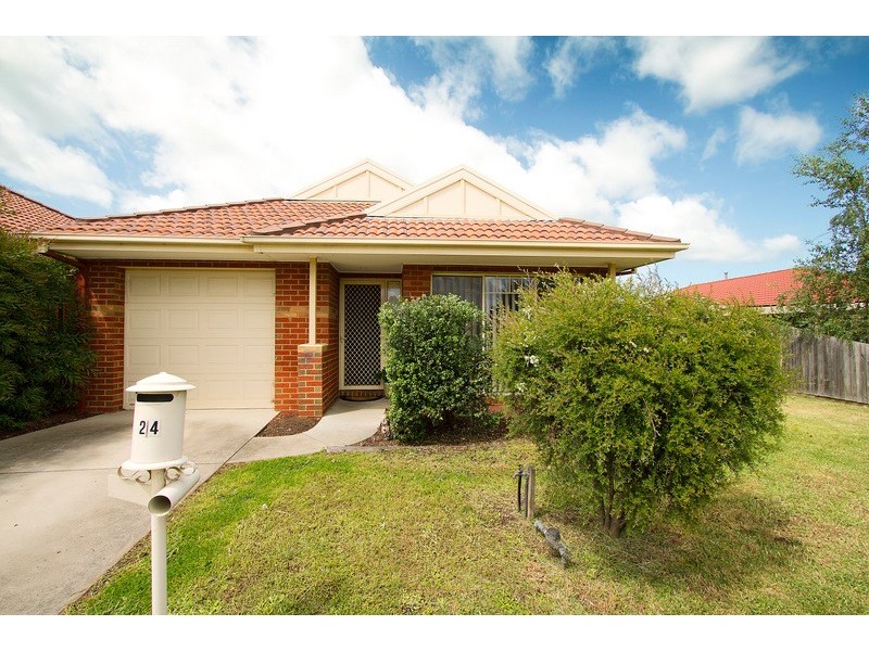 24 Jacana Drive, Carrum Downs VIC 3201