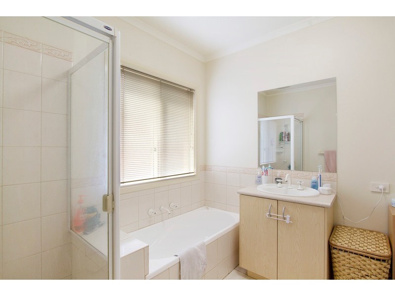 24 Jacana Drive, Carrum Downs VIC 3201