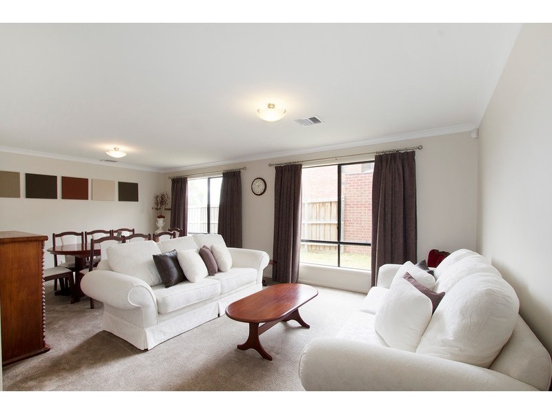 63 Loxley Boulevard, Narre Warren South VIC 3805