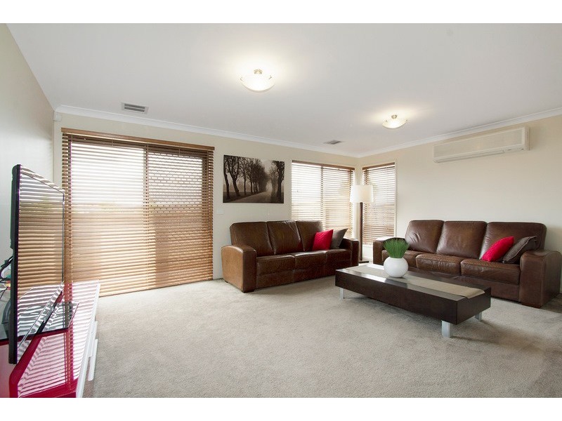 63 Loxley Boulevard, Narre Warren South VIC 3805