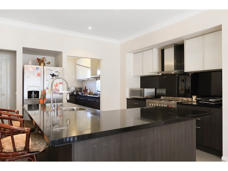 10 College Drive, Narre Warren South VIC 3805