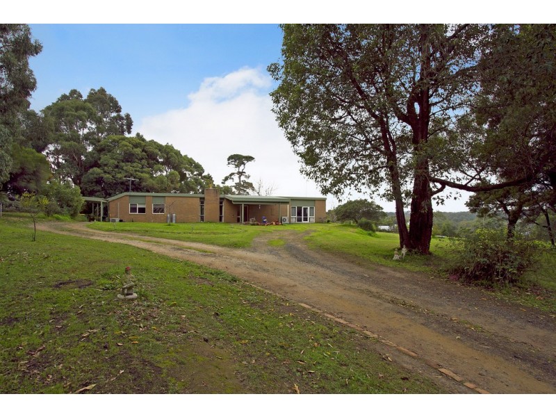 32 St Georges Road, Beaconsfield Upper VIC 3808