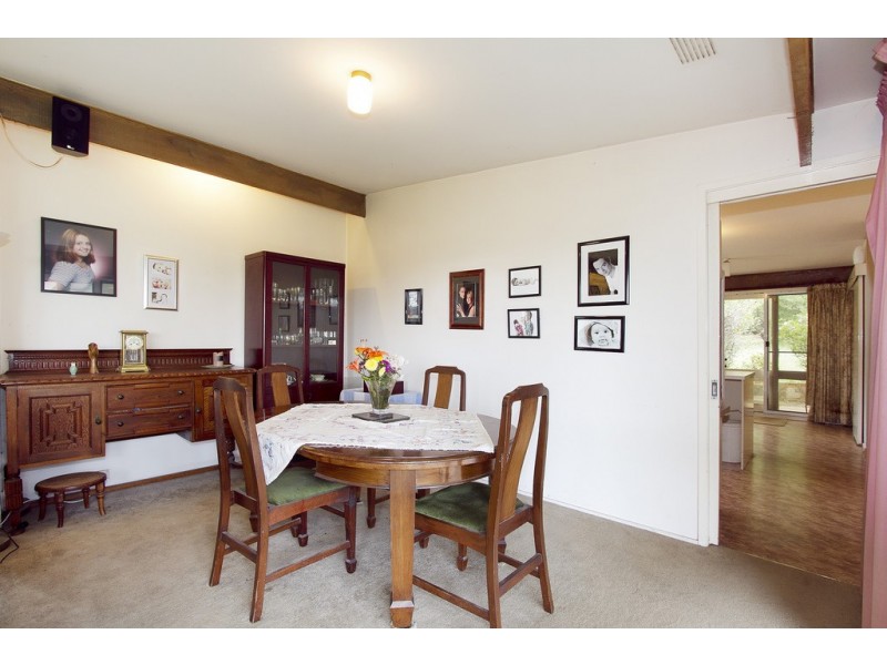 32 St Georges Road, Beaconsfield Upper VIC 3808