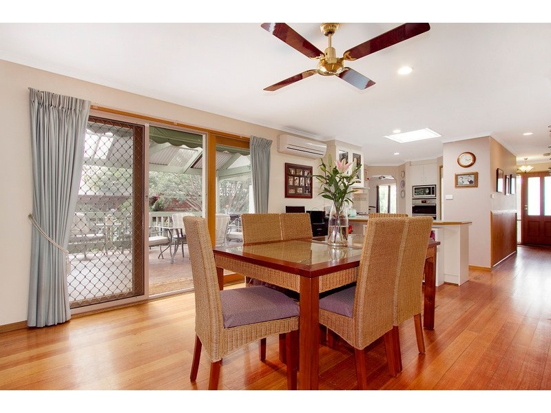 32 Chirnside Road, Berwick VIC 3806