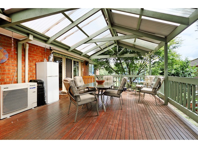 32 Chirnside Road, Berwick VIC 3806