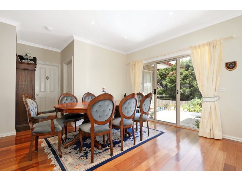 5 Sachiko Place, Berwick VIC 3806