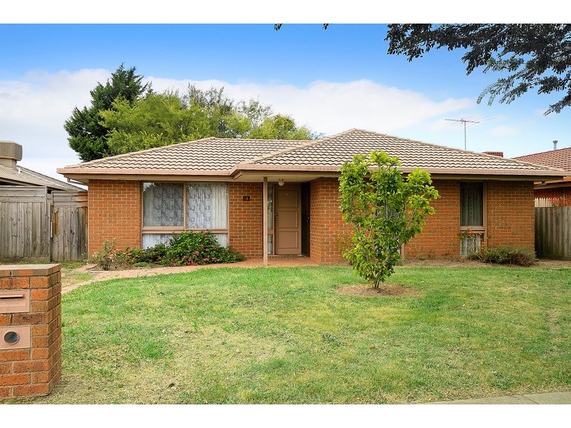 14 Willunga Court, Berwick VIC 3806