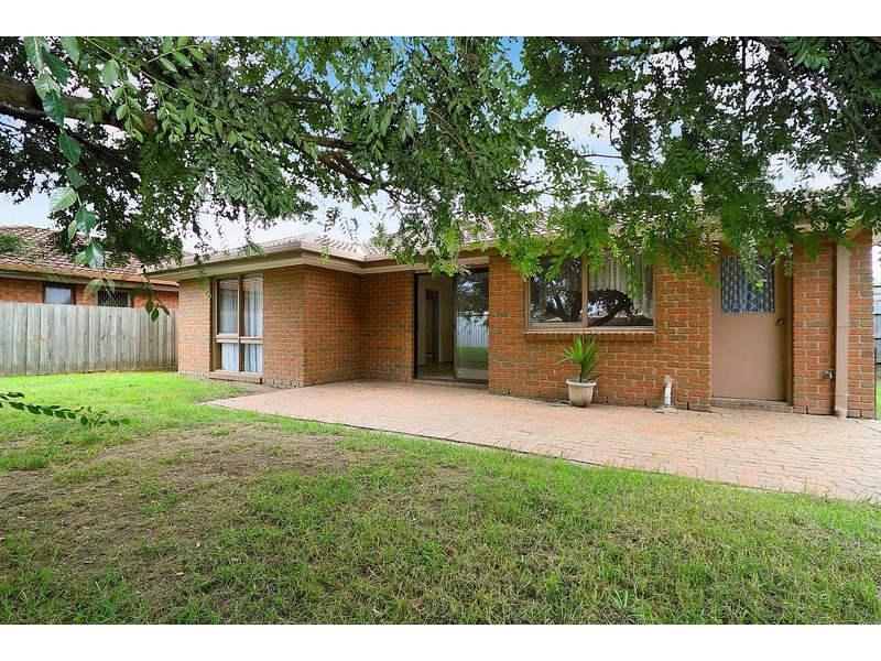 14 Willunga Court, Berwick VIC 3806