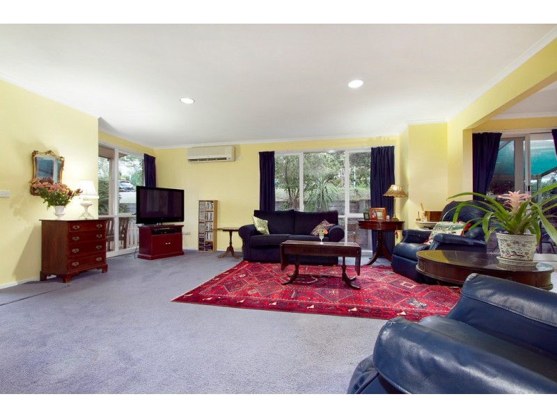 1/4 Camley Court, Berwick VIC 3806