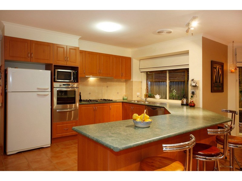 4 Lowanna Street, Berwick VIC 3806