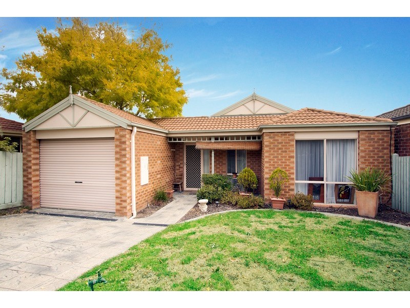 1A Maryn Close, Berwick VIC 3806