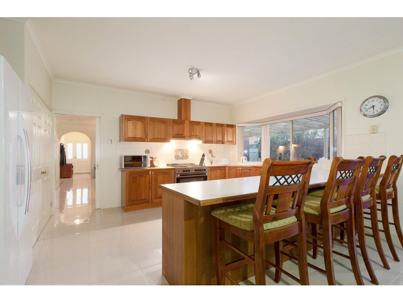 22 Ellesse Way, Berwick VIC 3806
