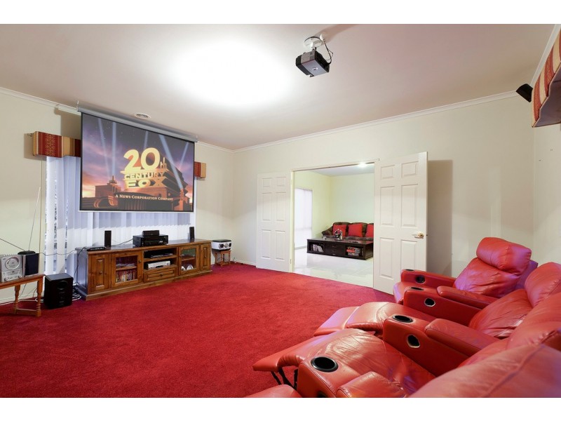 22 Ellesse Way, Berwick VIC 3806