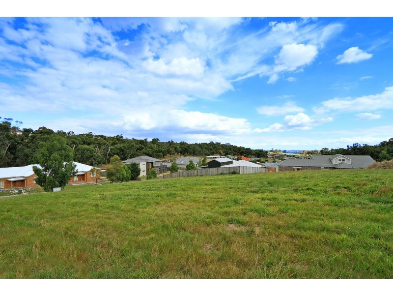 7 Connassidy Close, Beaconsfield VIC 3807