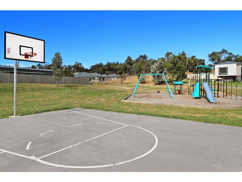 7 Connassidy Close, Beaconsfield VIC 3807