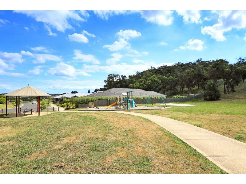 7 Connassidy Close, Beaconsfield VIC 3807