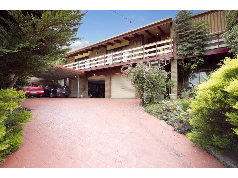 127 Duncan Drive, Pakenham VIC 3810