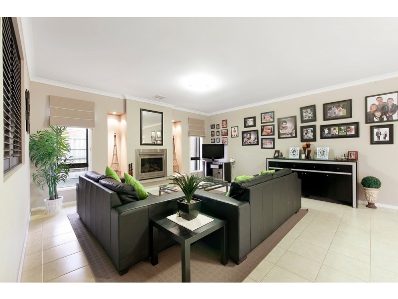 6 Duke Street, Berwick VIC 3806