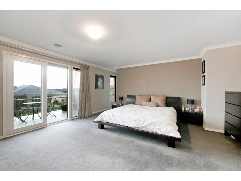 6 Duke Street, Berwick VIC 3806