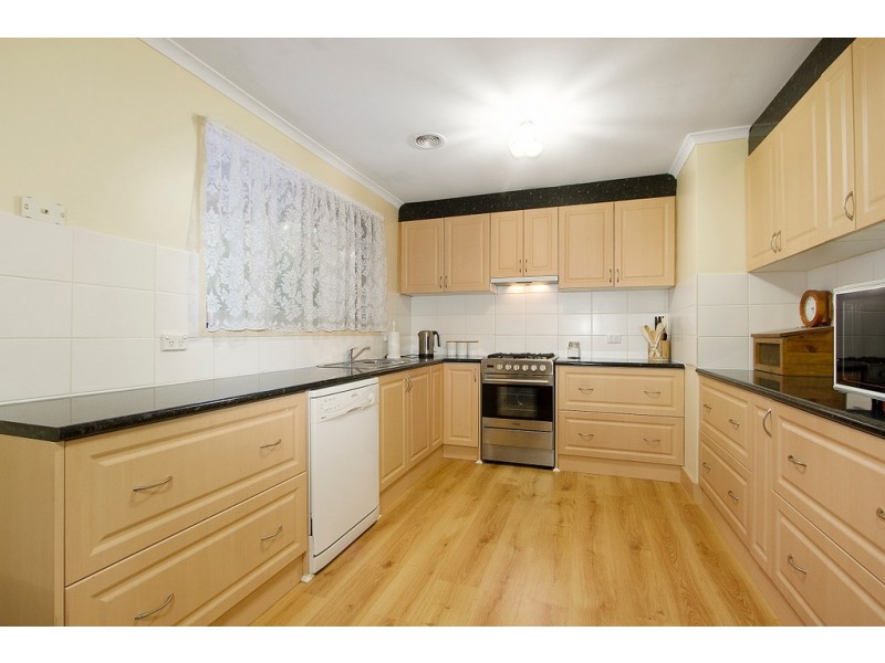13 Hillman Court, Berwick VIC 3806