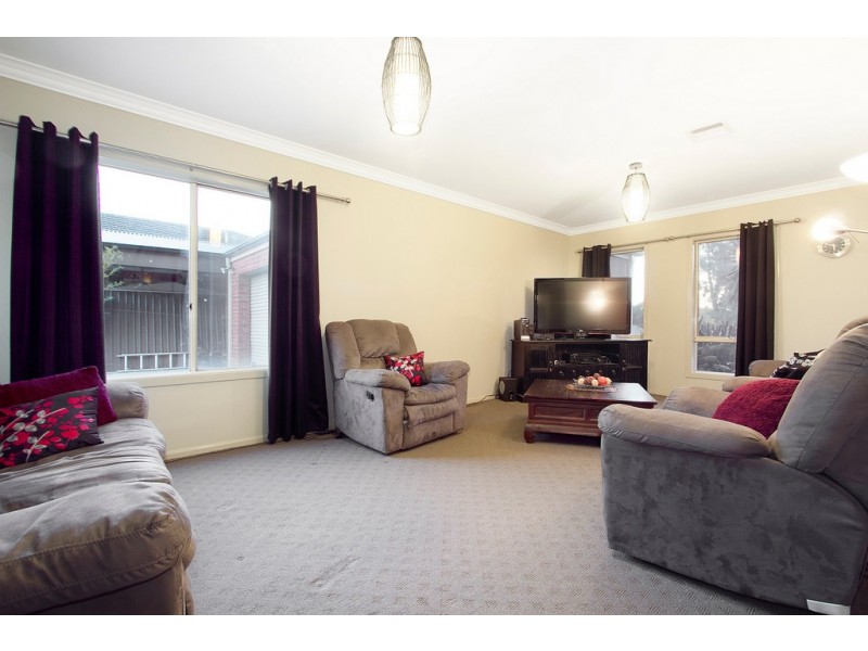 11 Azimuth Close, Narre Warren South VIC 3805