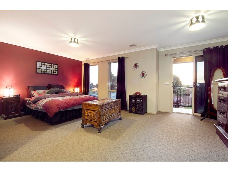 11 Azimuth Close, Narre Warren South VIC 3805