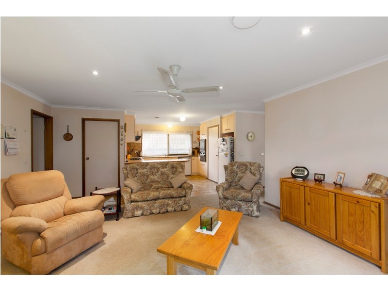 3 Kimberly Court, Berwick VIC 3806