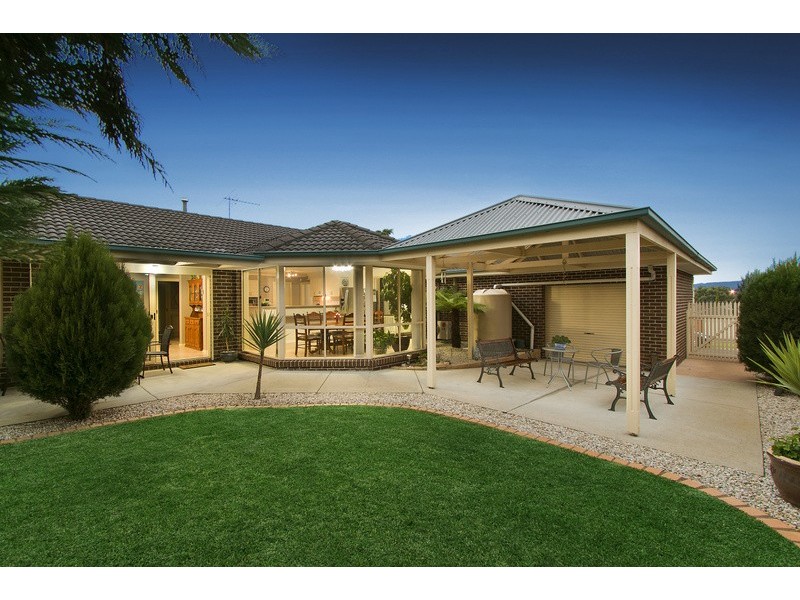 3 Frederick Rise, Narre Warren South VIC 3805
