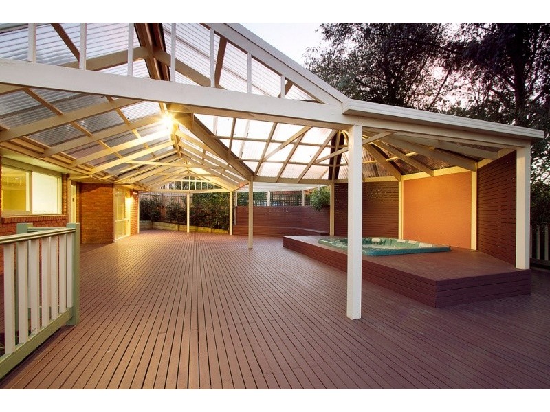 6 Gretel Place, Berwick VIC 3806