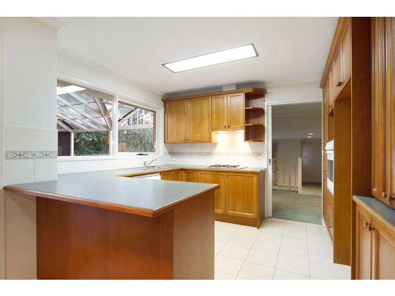 6 Gretel Place, Berwick VIC 3806