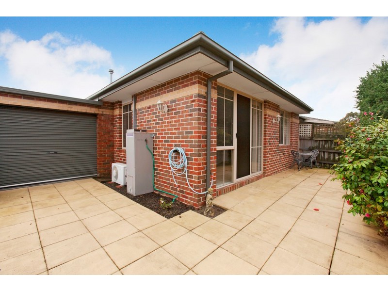 8/21-25 Parkhill Drive, Berwick VIC 3806
