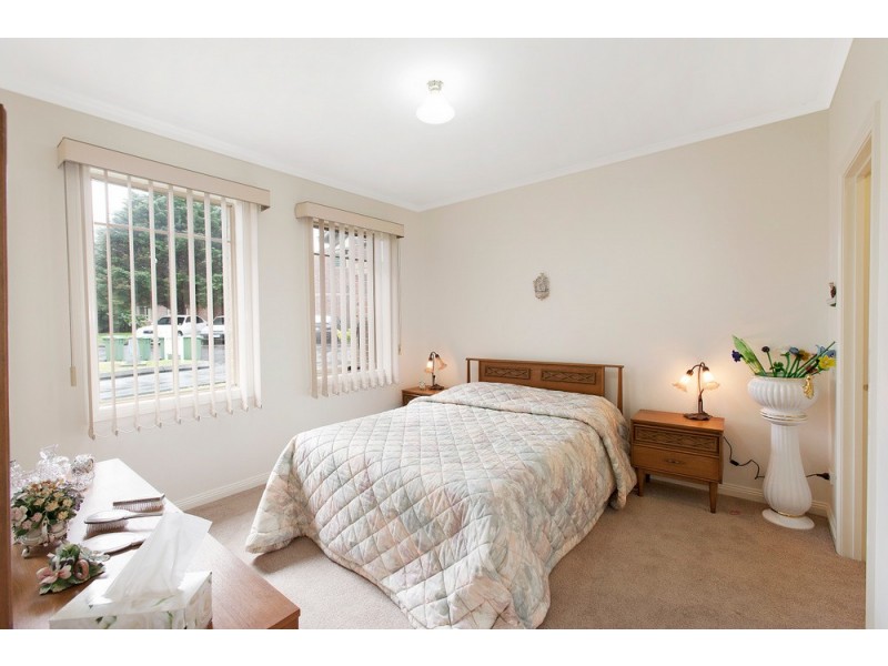 8/21-25 Parkhill Drive, Berwick VIC 3806